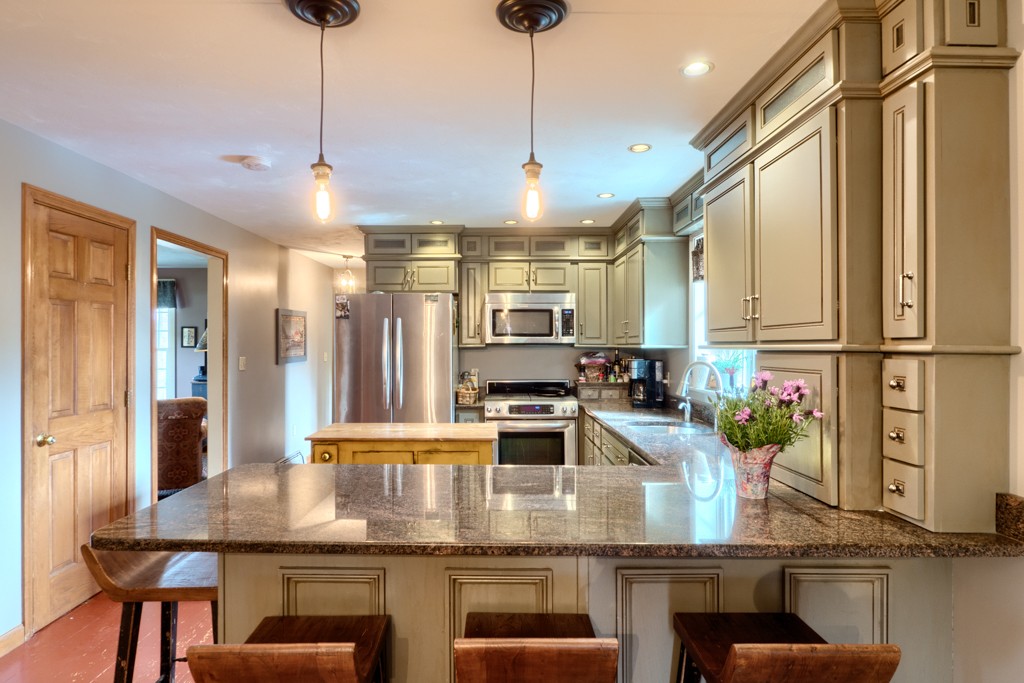 10 Watson Lane Rutland, MA 01543 - Photo 10 of 28