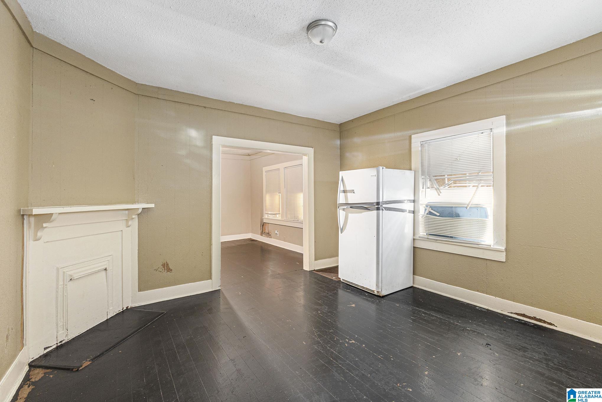 909 Exeter Avenue Bessemer, AL 35020 - Photo 2 of 13