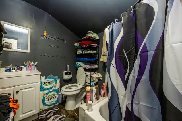 $99,999 | 561 Heck Court, Benton Harbor, MI 49022