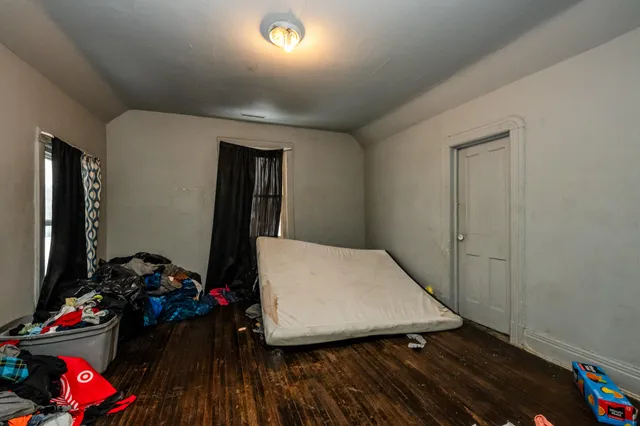 $99,999 | 561 Heck Court, Benton Harbor, MI 49022