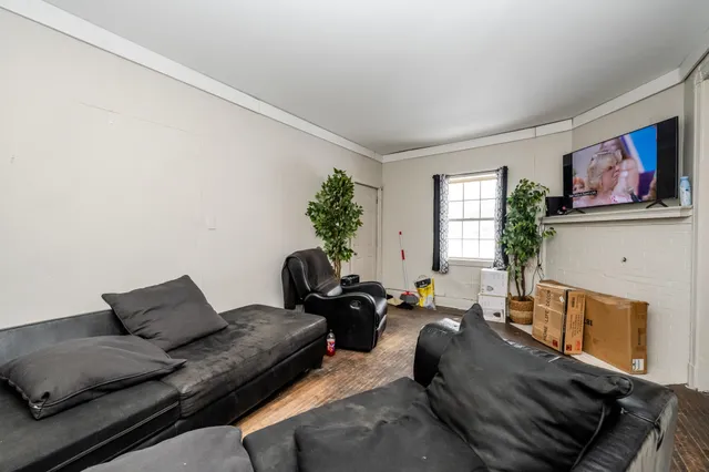 $99,999 | 561 Heck Court, Benton Harbor, MI 49022