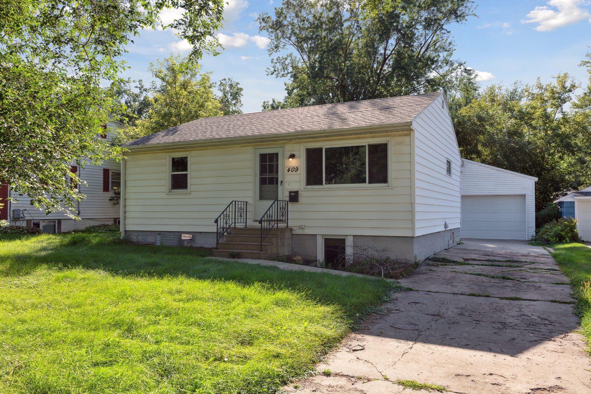 409 19th Avenue Southwest Rochester, MN 55902 - Photo 1 of 1
