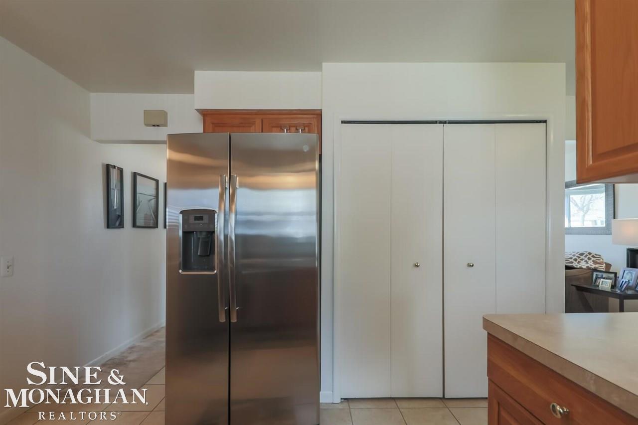 20720 Meier Road St. Clair Shores, MI 48081 - Photo 15 of 28