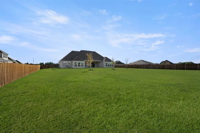 $707,705 | 141 Hollingsworth Lane, Red Oak, TX 75154