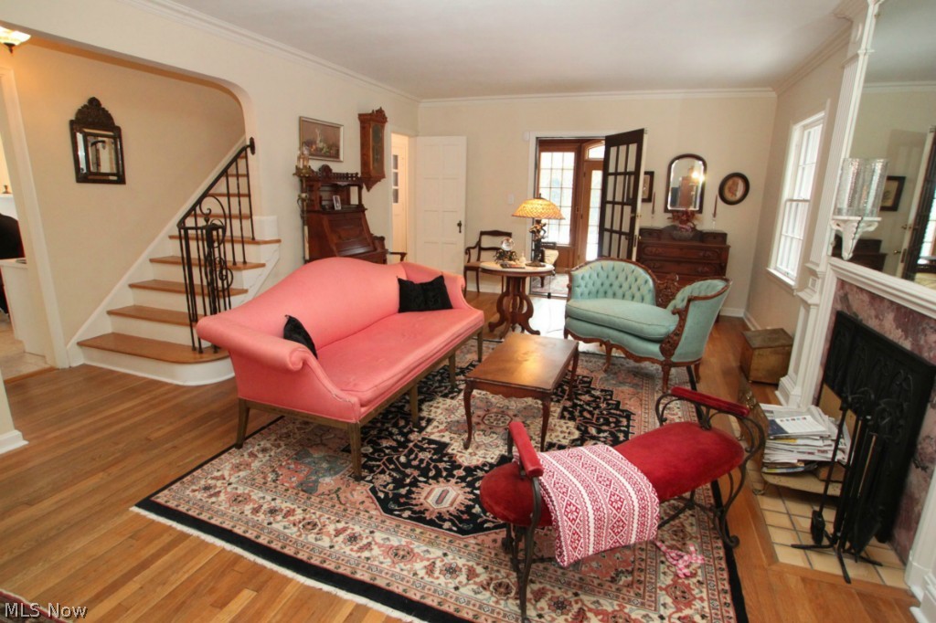 2592 Fenwick Road Cleveland, OH 44118 - Photo 4 of 25