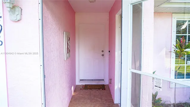 $275,000 | 1496 24th Avenue Southwest, Vero Beach, FL 32962