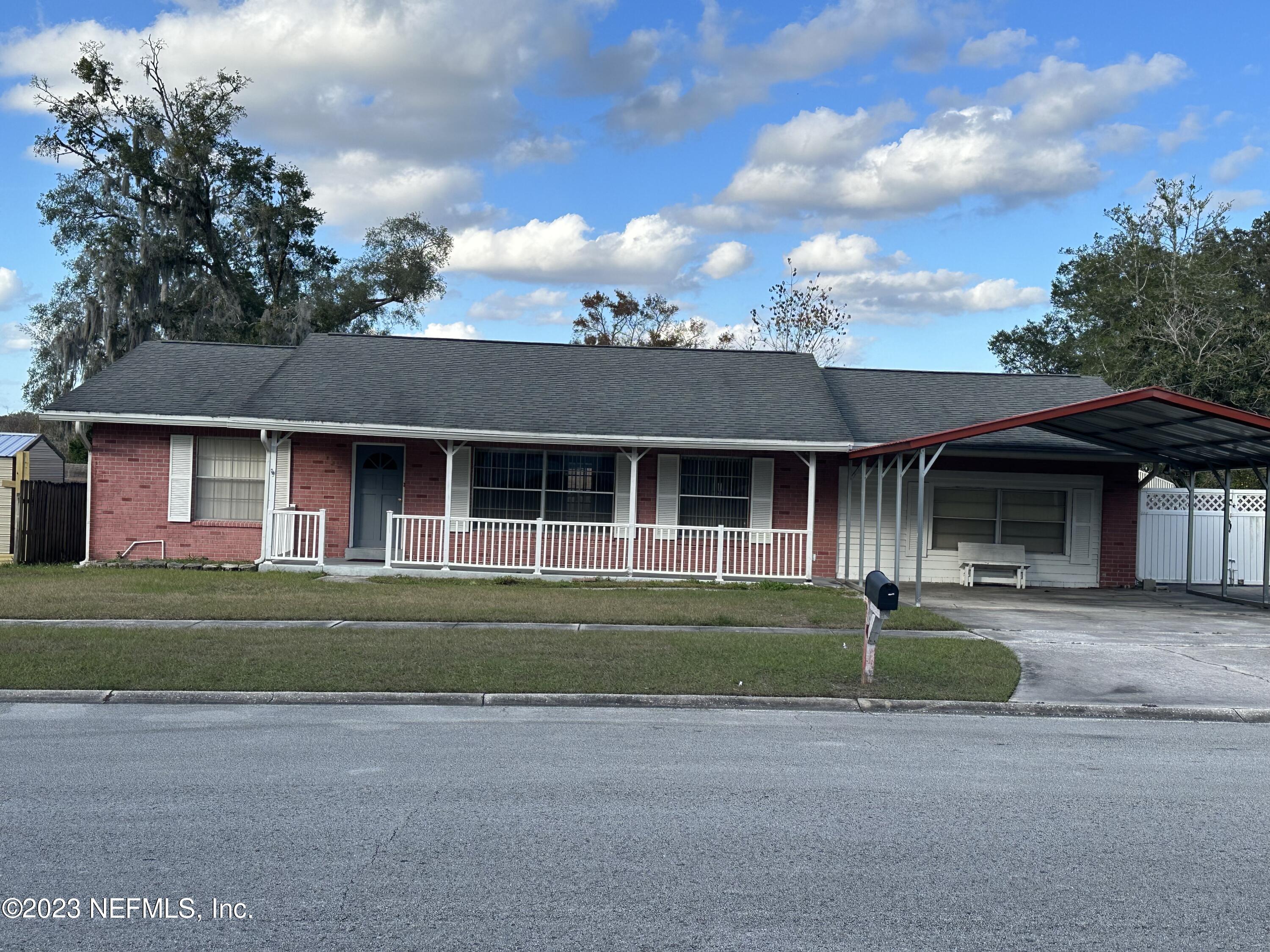 327 Neptune Road Orange Park, FL 32073 - Photo 1 of 17 IMG_0757