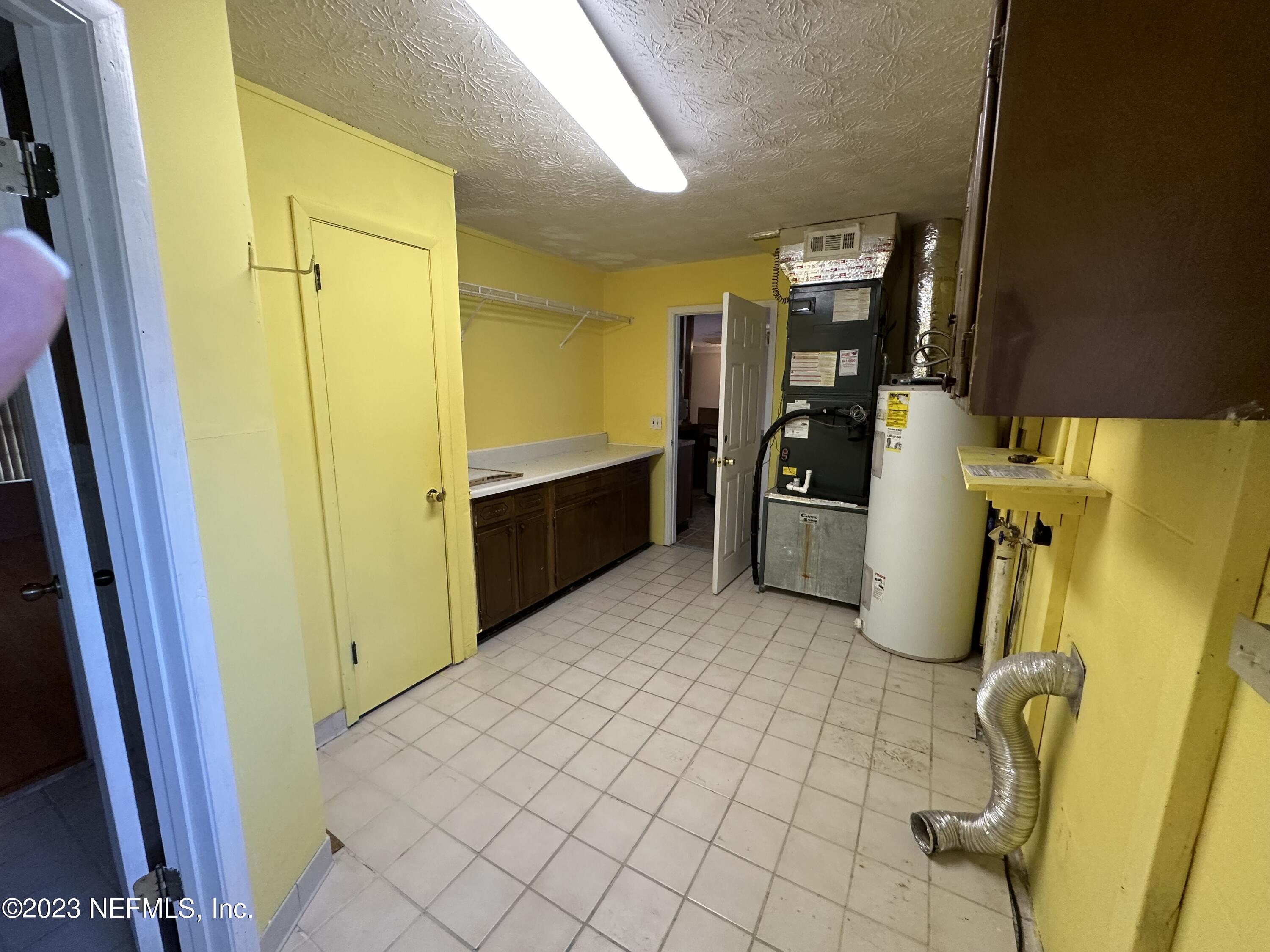 327 Neptune Road Orange Park, FL 32073 - Photo 11 of 17 IMG_0762