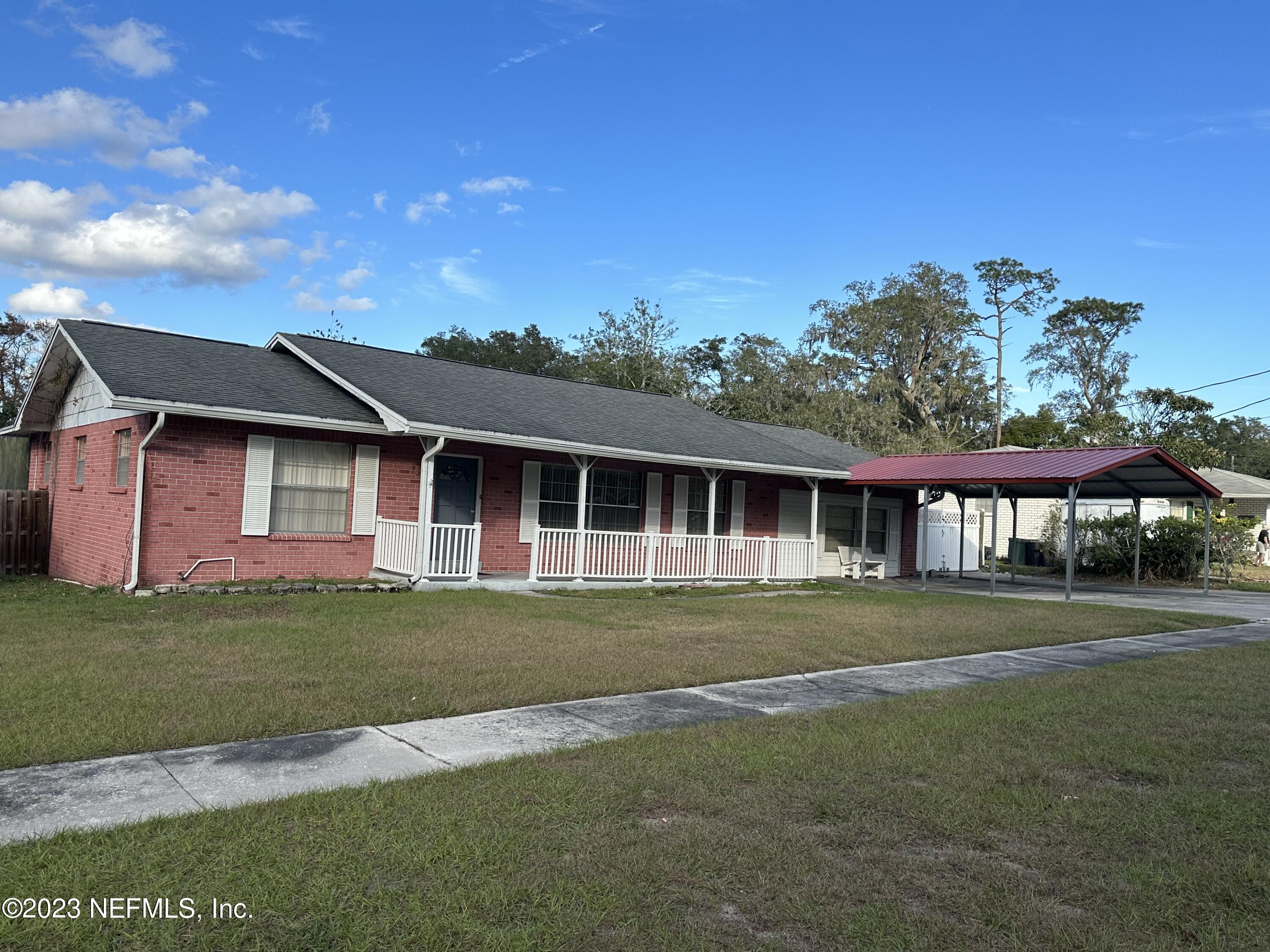 327 Neptune Road Orange Park, FL 32073 - Photo 2 of 17 IMG_0756