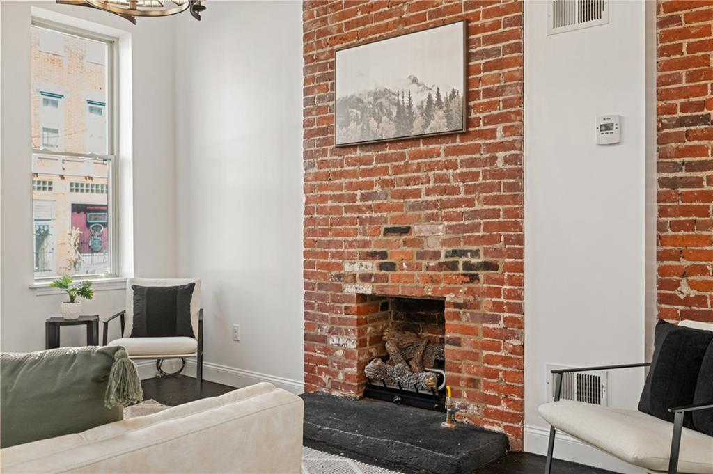 5116 Butler Street Pittsburgh, PA 15201 - Photo 4 of 34 Gallery Image 4