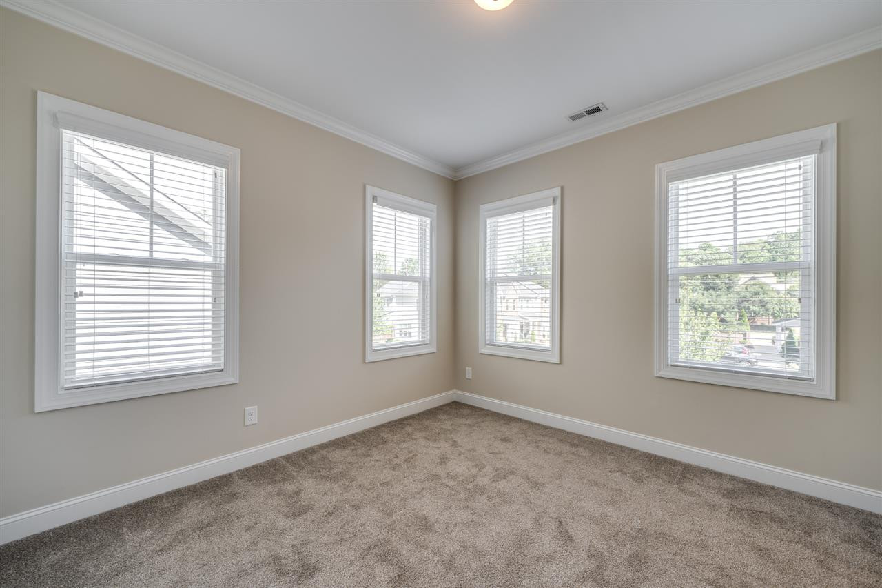 544 Ledbetter Court Raleigh, NC 27608 - Photo 26 of 29 Photo 26