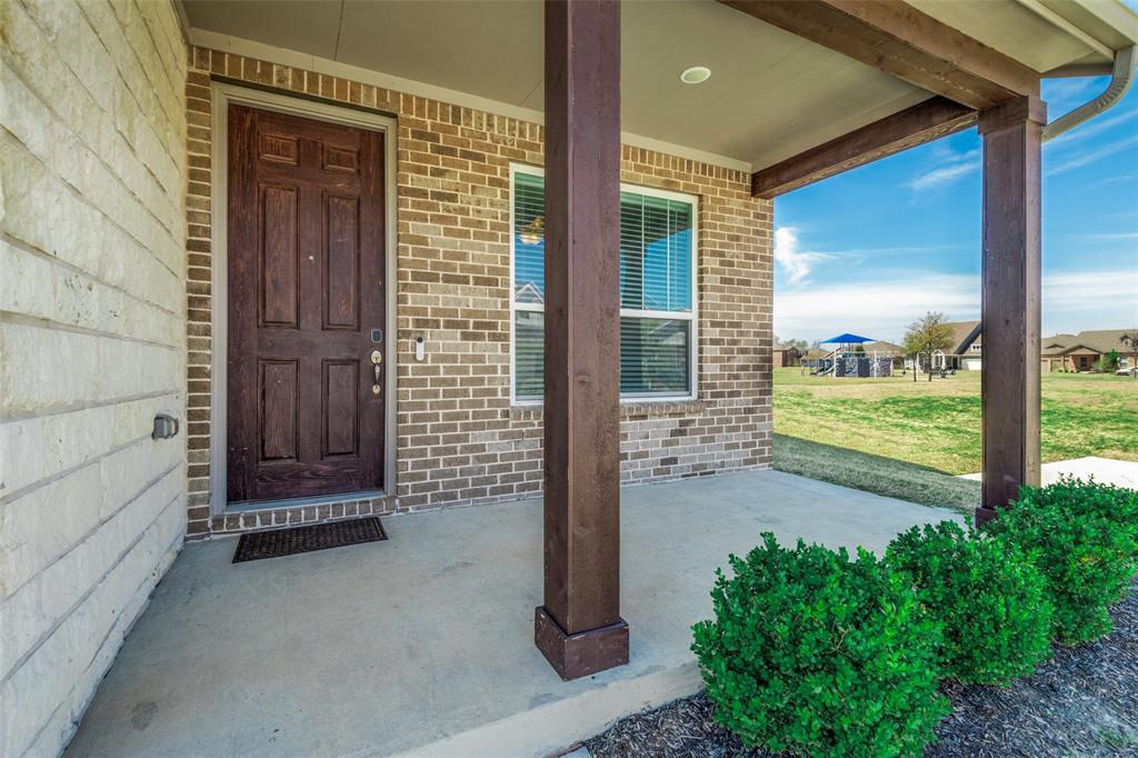 8715 Royal Star Road Rowlett, TX 75089 - Photo 4 of 32