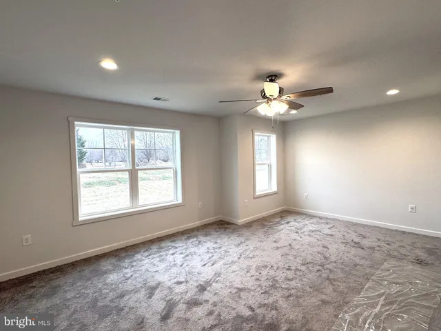 $357,500 | 104 Barrier Reef Drive, Martinsburg, WV 25403