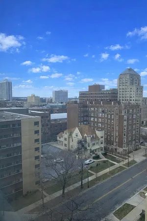 $219,900 | 6301 North Sheridan Road, Unit 11C, Chicago, IL 60660