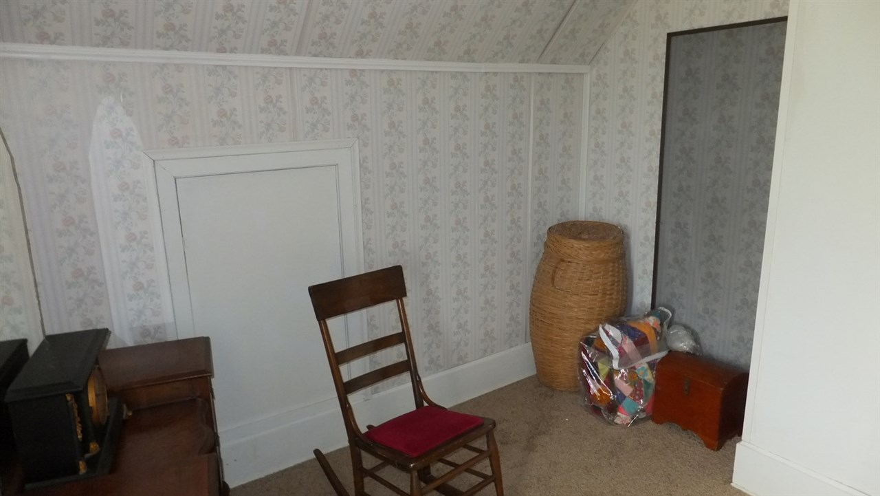 838 South Zimmerman Road Beulah, MI 49617 - Photo 16 of 24 1801583-15.JPG