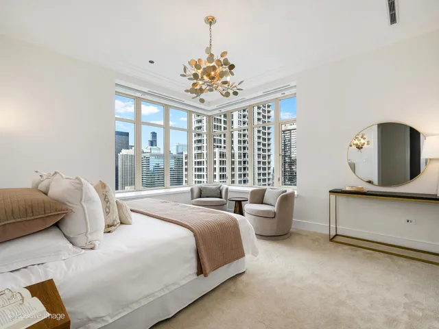 $13,750 | 118 East Erie Street, Unit 31G, Chicago, IL 60611