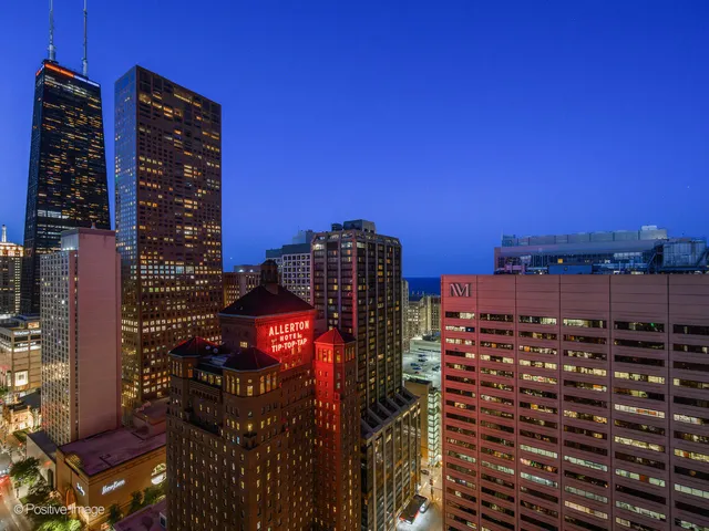 $13,750 | 118 East Erie Street, Unit 31G, Chicago, IL 60611