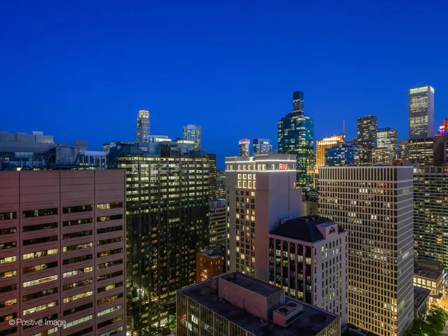 $13,750 | 118 East Erie Street, Unit 31G, Chicago, IL 60611