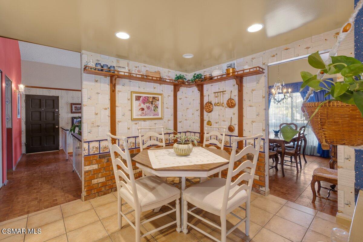 2268 Pinecrest Street Simi Valley, CA 93065 - Photo 7 of 28 a dining room with furniture and wooden floor