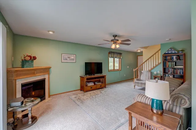 $330,000 | 436 Goldenrod Circle, Unit 14, Verona, WI 53593