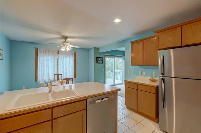 $330,000 | 436 Goldenrod Circle, Unit 14, Verona, WI 53593