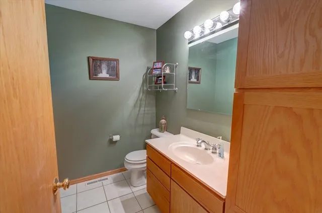 $330,000 | 436 Goldenrod Circle, Unit 14, Verona, WI 53593