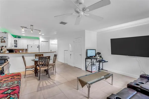 $3,300 | 1534 Northwest 45th Street, Deerfield Beach, FL 33064