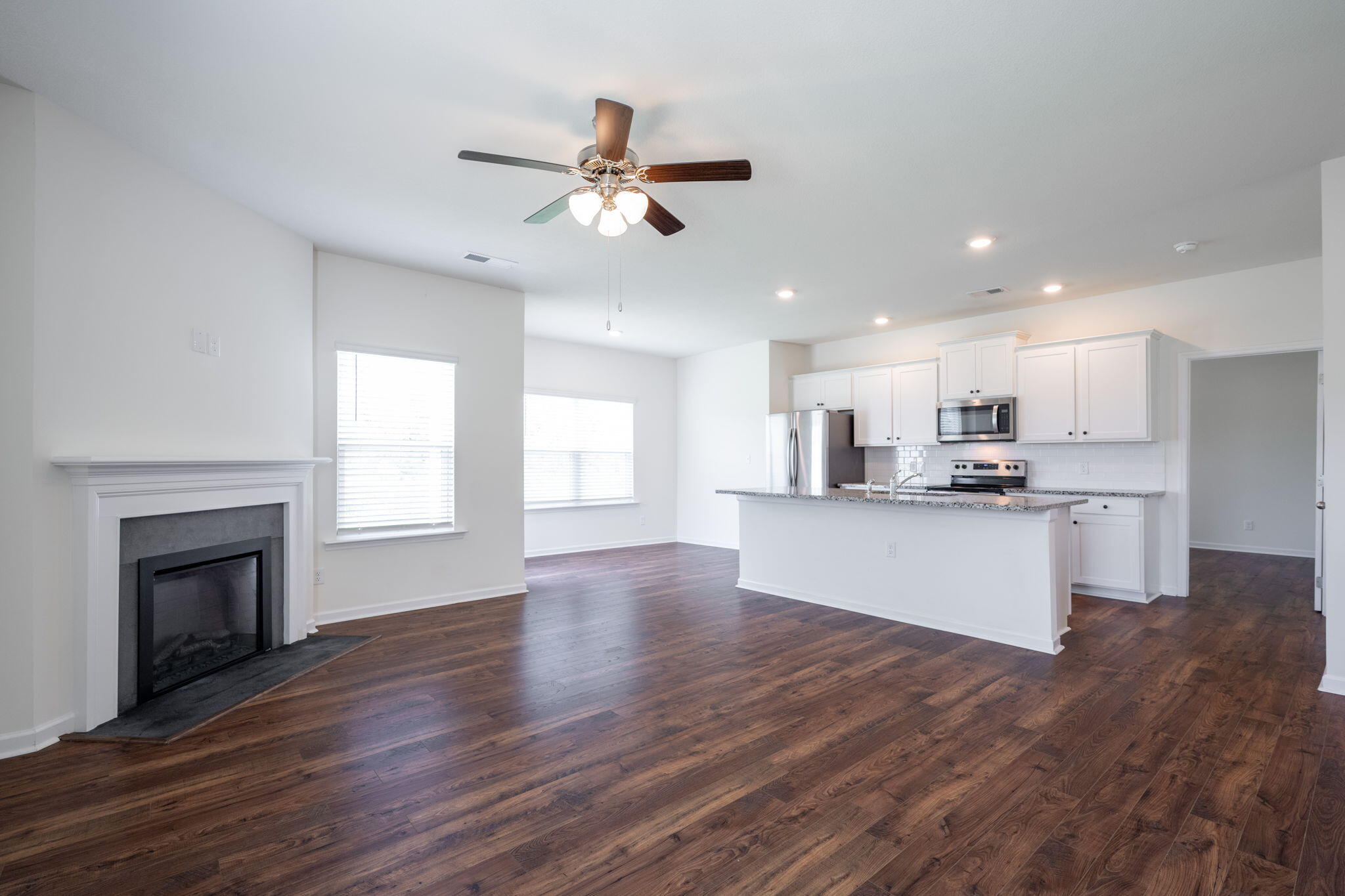 2411 Tournament Drive Chattanooga, TN 37421 - Photo 8 of 35 25-web-or-mls-DSC_0099