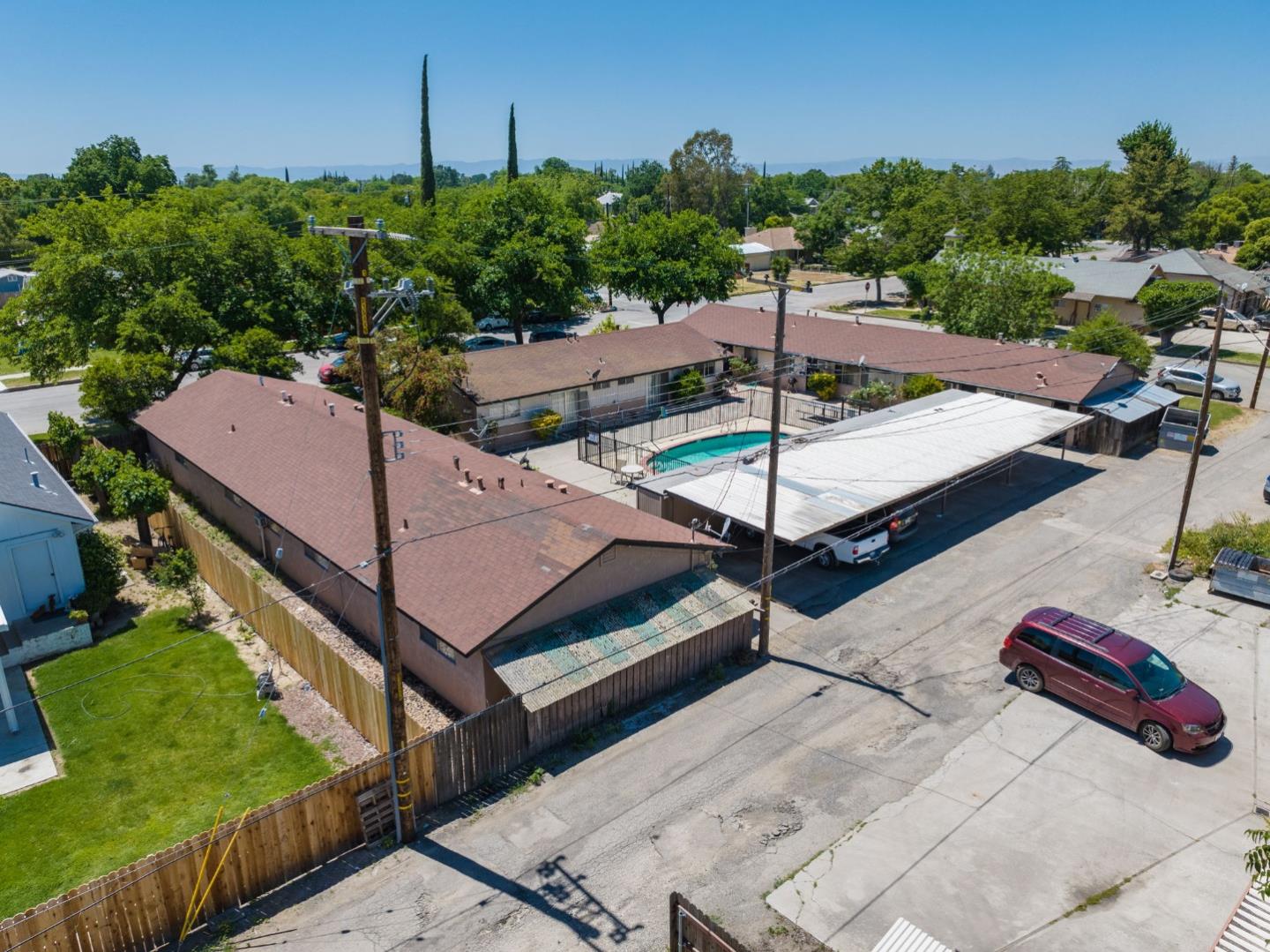 30 Webster Street Colusa, CA 95932 - Photo 2 of 17 a view of a terrace with a yard