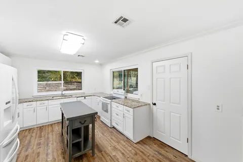 $599,990 | 13101 Wells Fargo Trail, Austin, TX 78737