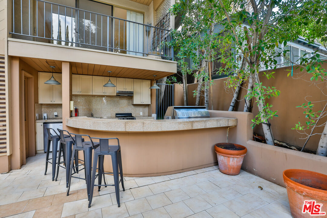 14839 Valley Vista Boulevard Sherman Oaks, CA 91403 - Photo 16 of 65