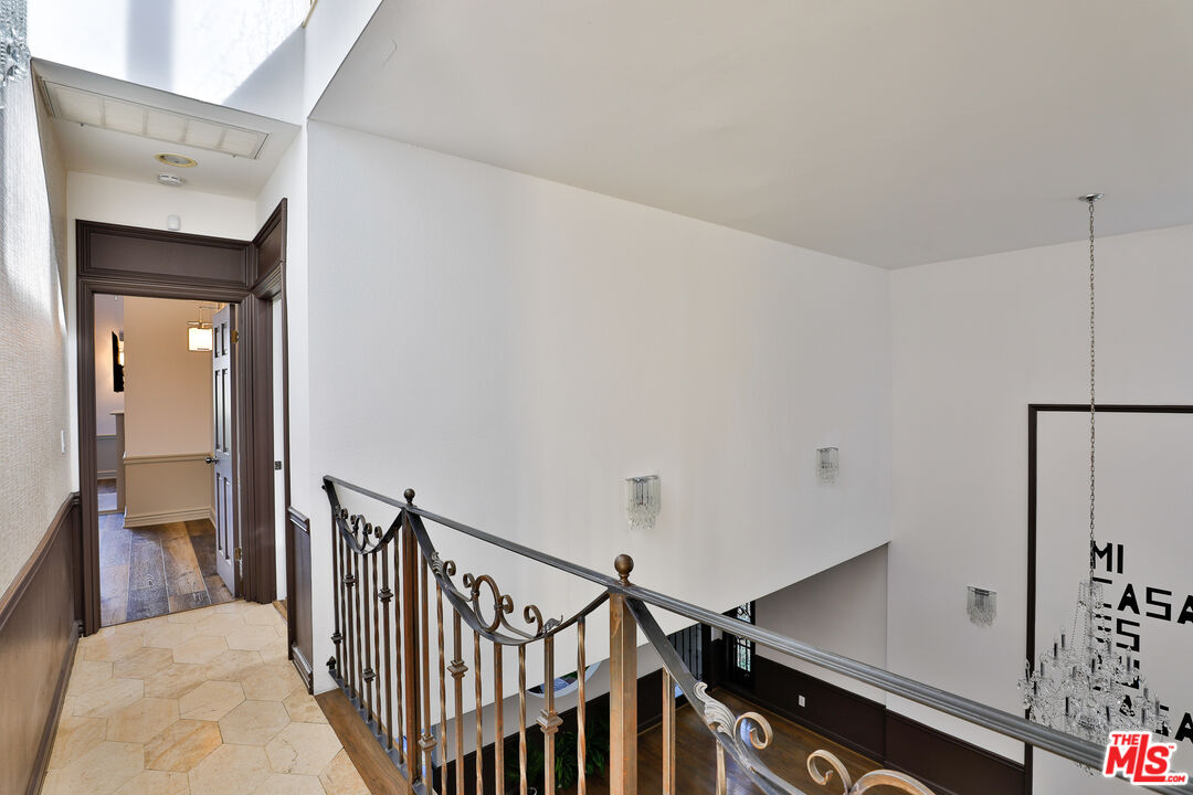 14839 Valley Vista Boulevard Sherman Oaks, CA 91403 - Photo 40 of 65