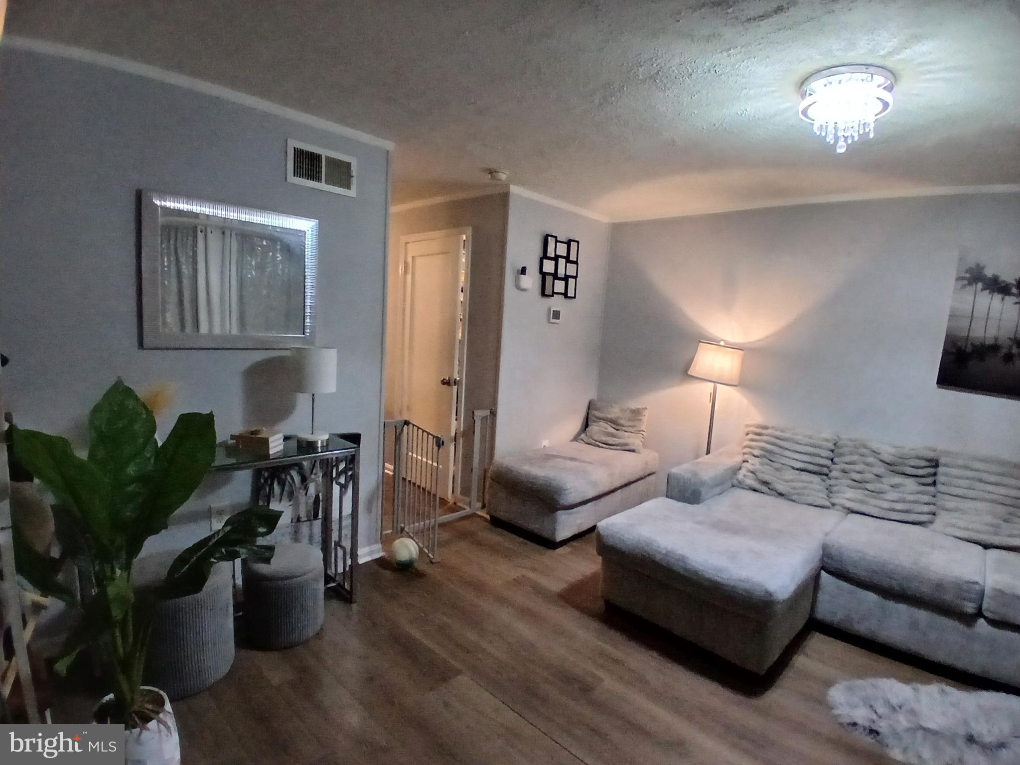 2053 Larkhall Road Baltimore, MD 21222 - Photo 9 of 15