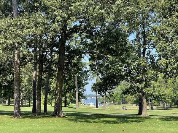 $1,400 | 12900 Walden Road, Unit 1010J, Montgomery, TX 77356