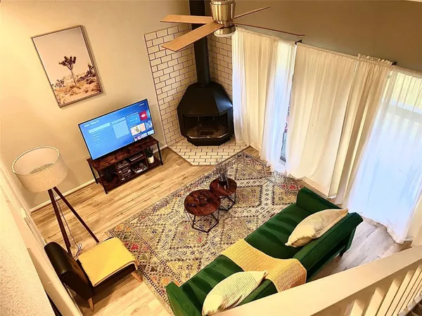 $1,400 | 12900 Walden Road, Unit 1010J, Montgomery, TX 77356