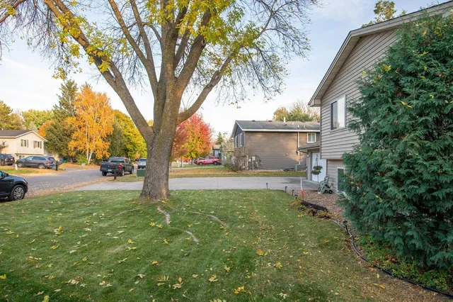 $425,000 | 14145 36th Avenue North, Plymouth, MN 55447