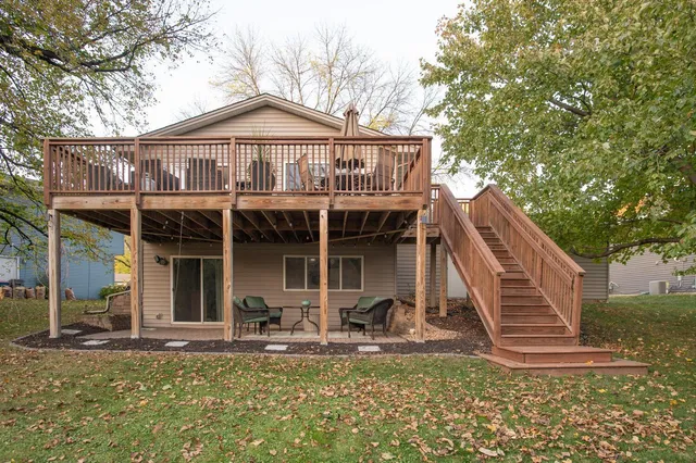 $425,000 | 14145 36th Avenue North, Plymouth, MN 55447