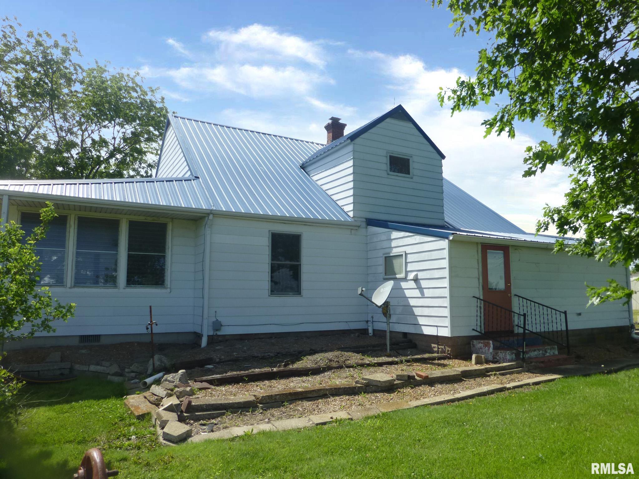 27299 West Frontage Road Farmersville, IL 62533 - Photo 1 of 22 Gallery Image 1