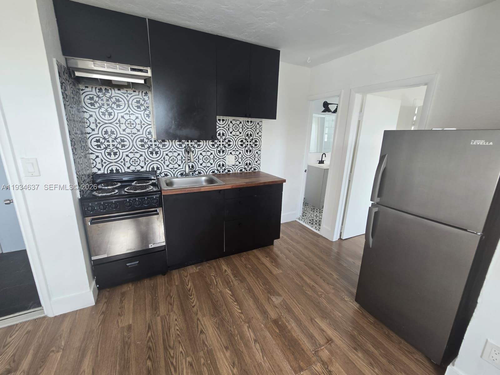 66 West 13th Street, Unit 2 Hialeah, FL 33010 - Photo 3 of 8