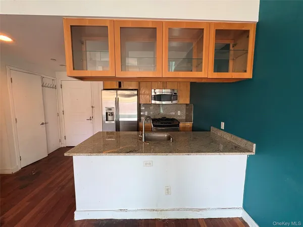$433,000 | 161 East 110th Street, Unit 6H | East Harlem
