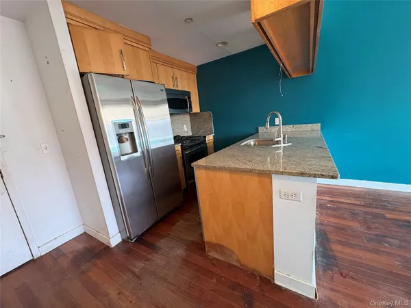 $433,000 | 161 East 110th Street, Unit 6H | East Harlem