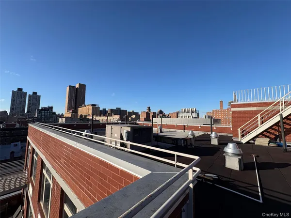 $433,000 | 161 East 110th Street, Unit 6H | East Harlem