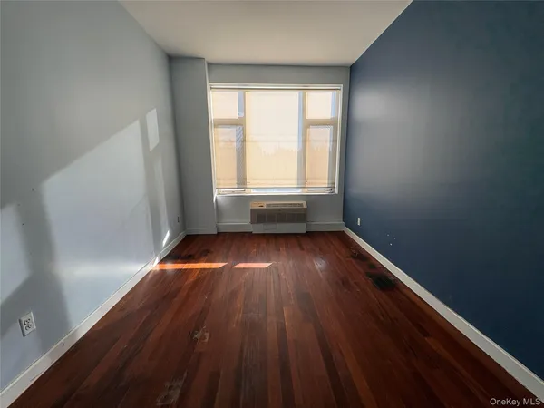 $433,000 | 161 East 110th Street, Unit 6H | East Harlem