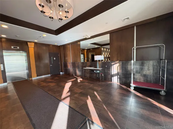 $433,000 | 161 East 110th Street, Unit 6H | East Harlem