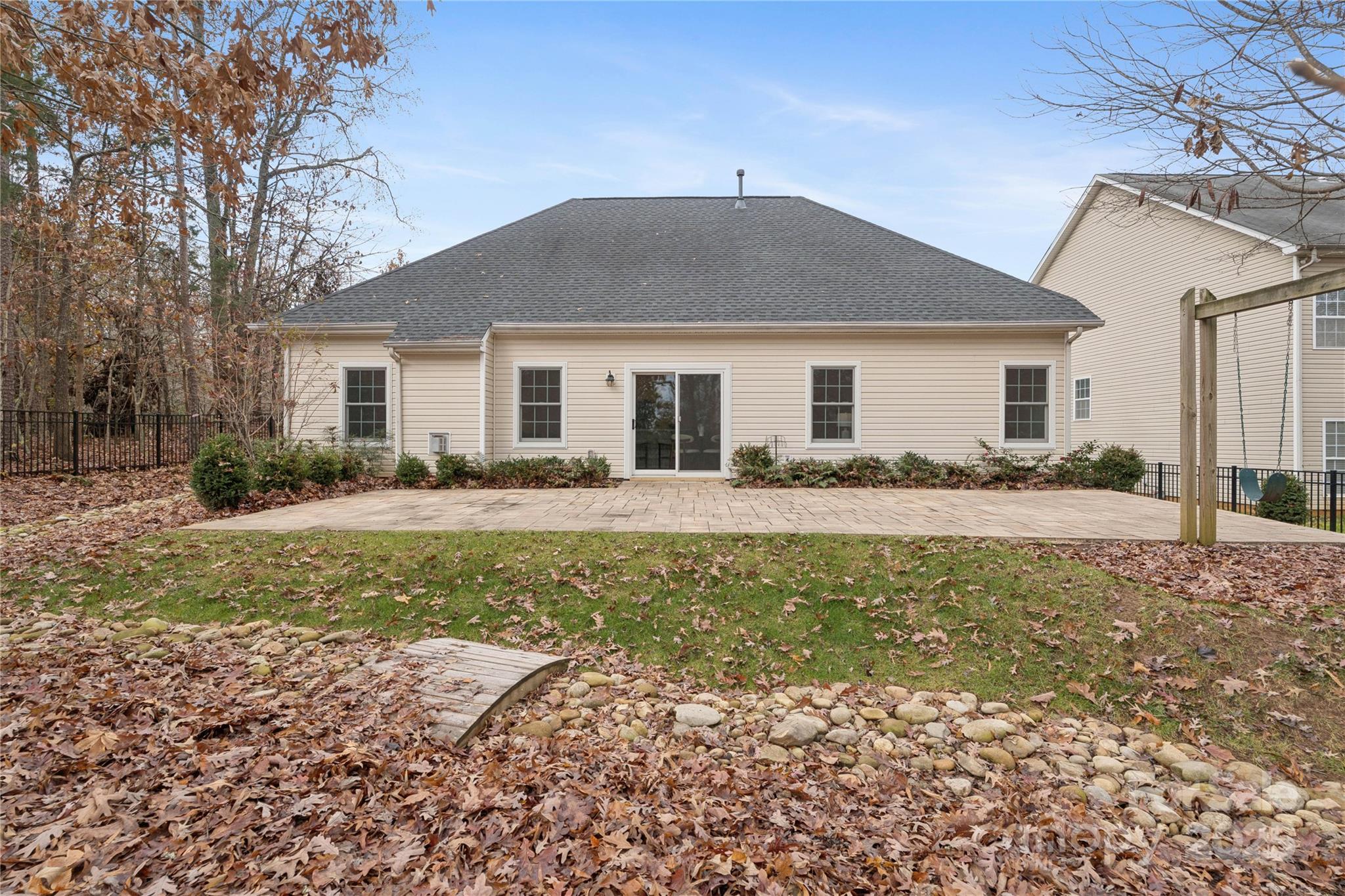 312 Albany Street Fort Mill, SC 29715 - Photo 34 of 36 a front view of house with yard and green space