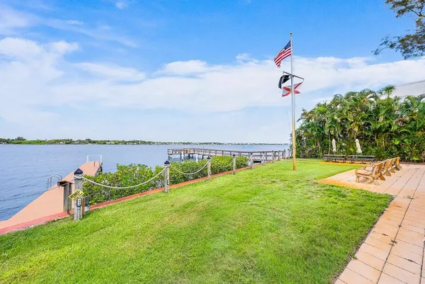 $129,900 | 1980 Southwest Palm City Road, Unit H, Stuart, FL 34994