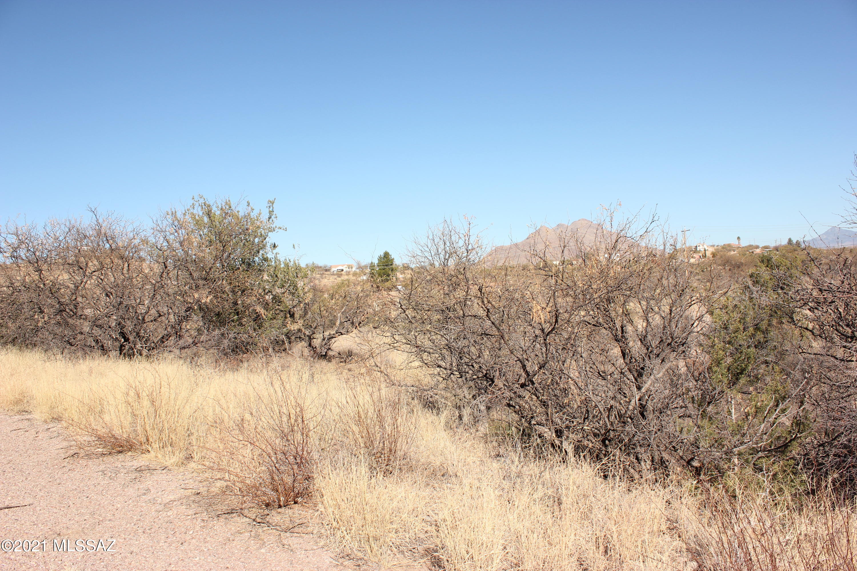126 Jones Court, Unit 43 Rio Rico, AZ 85648 - Photo 2 of 3