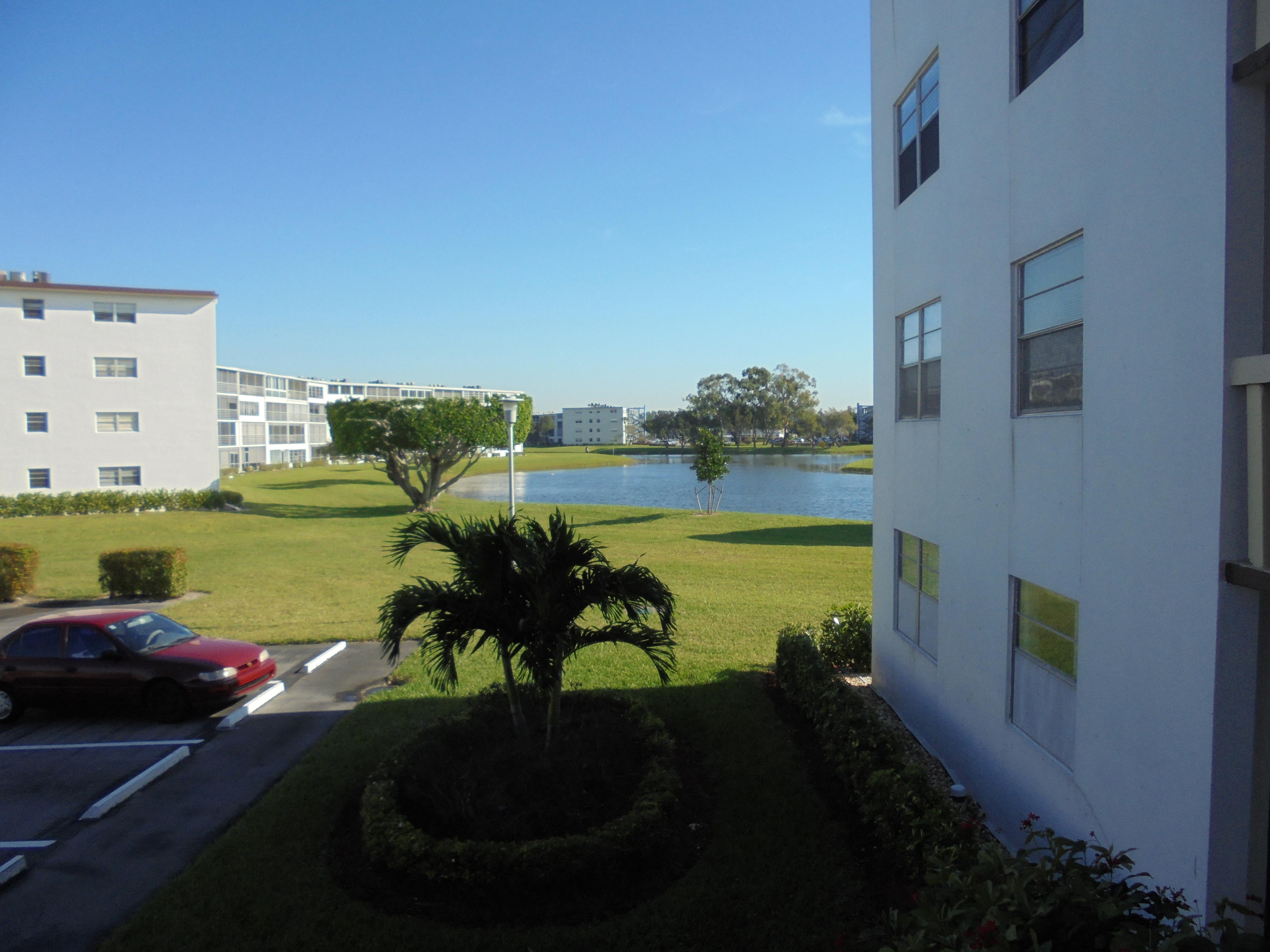 2018 Guildford East Boca Raton, FL 33434 - Photo 11 of 14 DSC02863