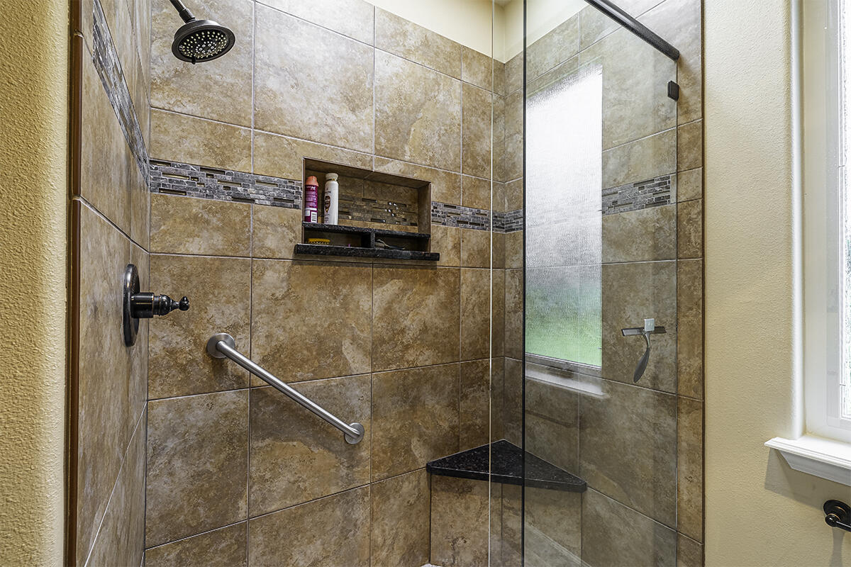 137 Keystone Way Eagle Point, OR 97524 - Photo 18 of 25 18