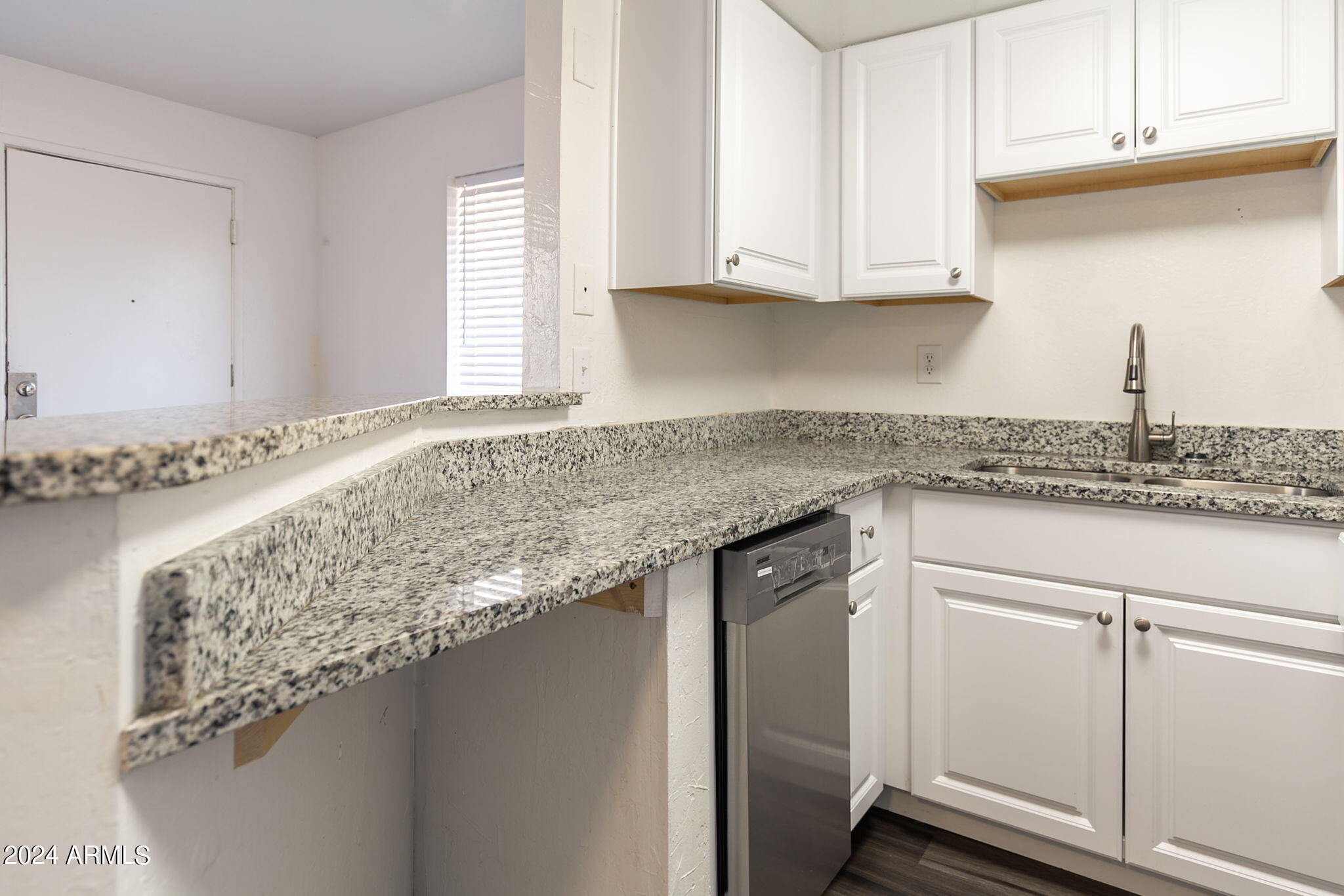 12221 West Bell Road, Unit 280 Surprise, AZ 85378 - Photo 9 of 24 Kitchen4